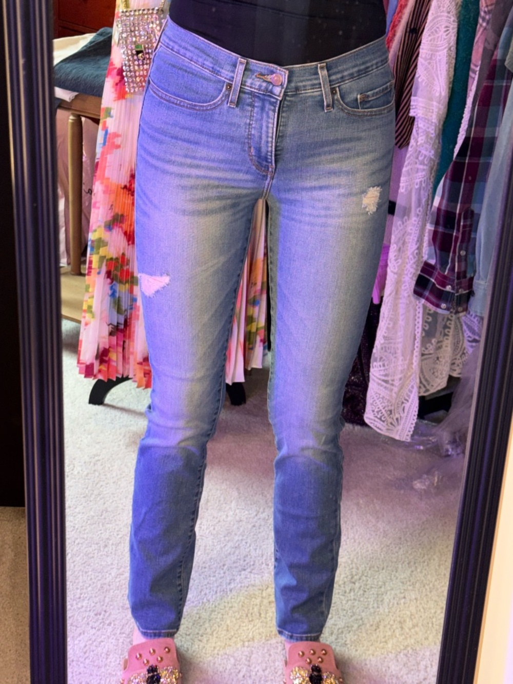 Levi’s 314 Shaping Straight Jeans Size 28 Light Wash Distressed Denim
